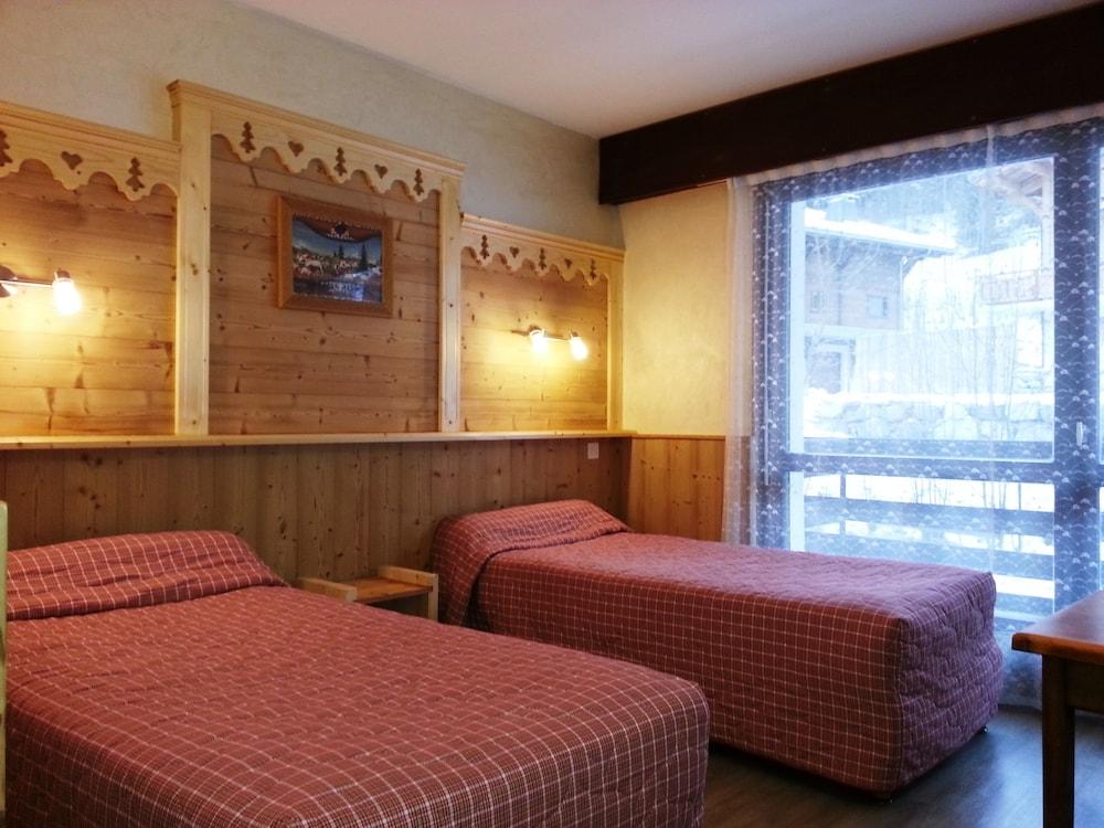 Hotel Le Soly Morzine Exterior photo